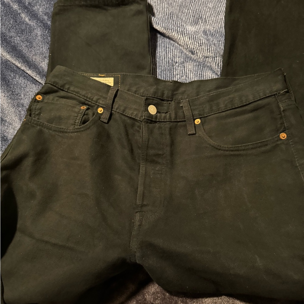 Men's Premium Levi’s 501 32/30 like new never worn